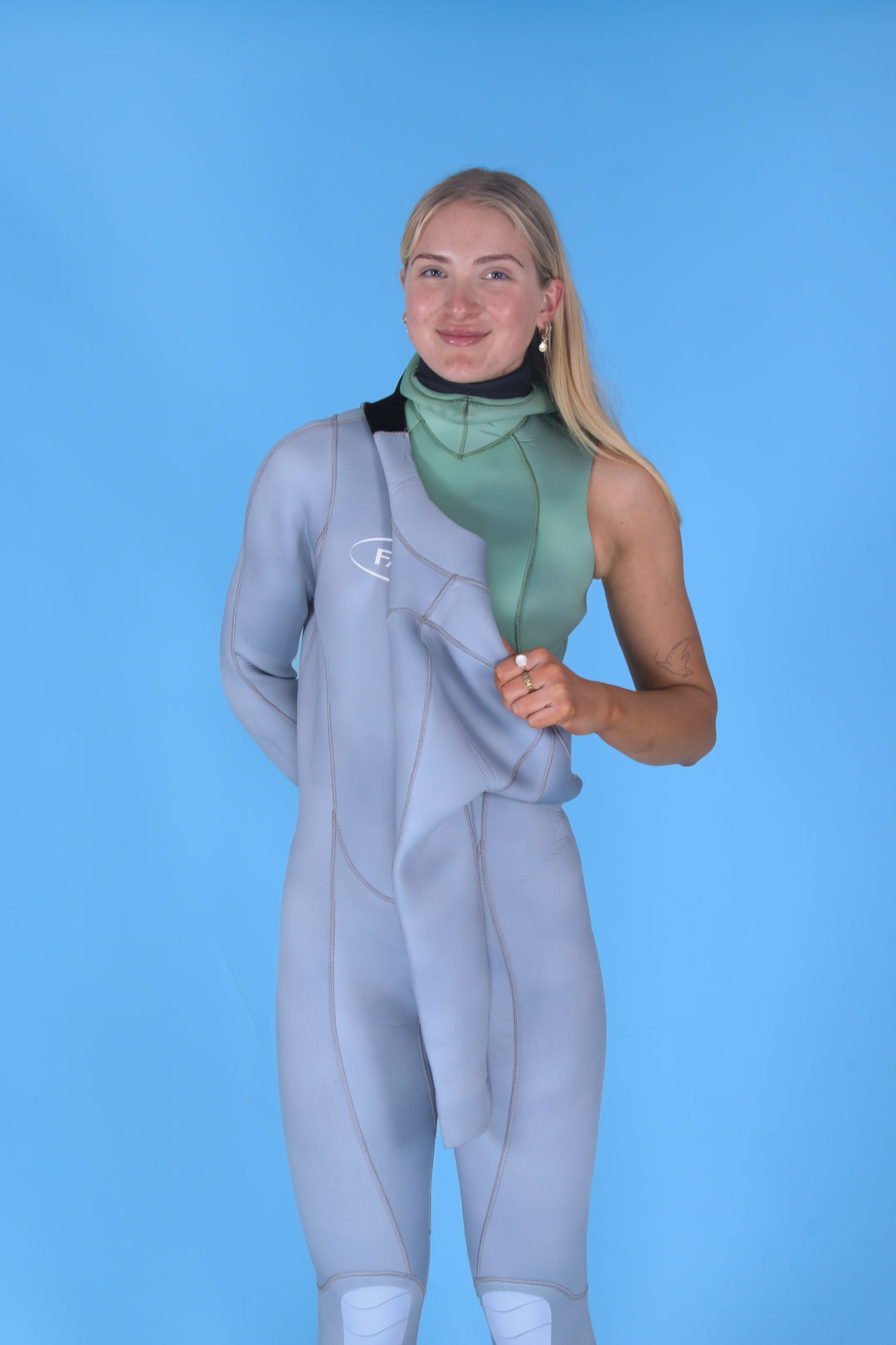 MESO Scuba Wetsuit- 5/4mm Pearl Grey- COMING SOON