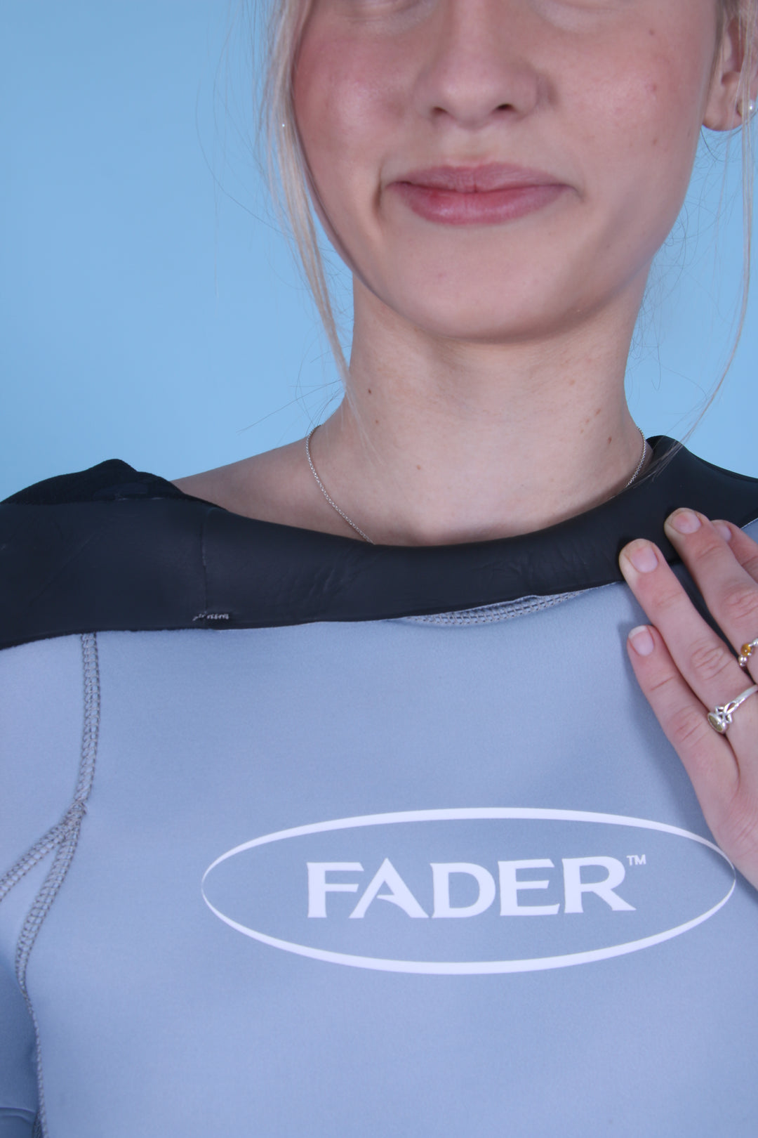 MESO Scuba Wetsuit- 5/4mm Pearl Grey- COMING SOON